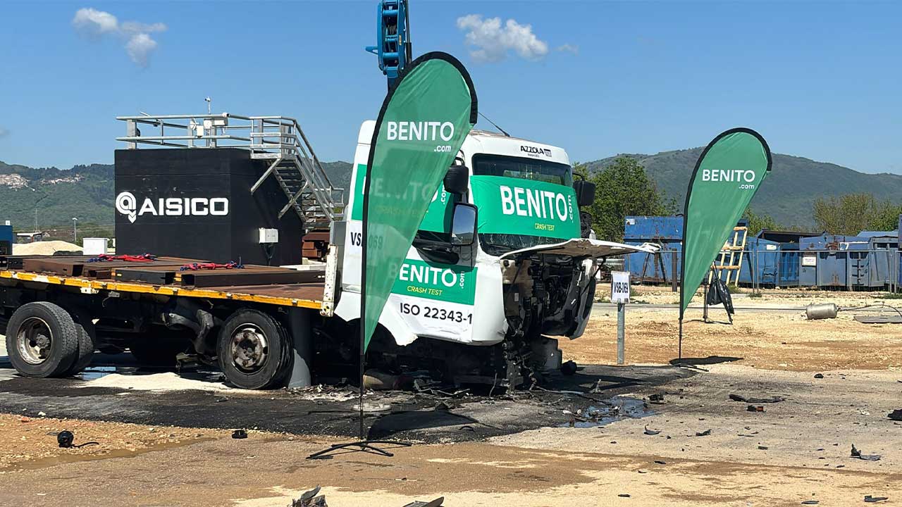 CRASH TEST: DEFENDER M30 HM3009FR FR – fixed anti-terrorist bollard